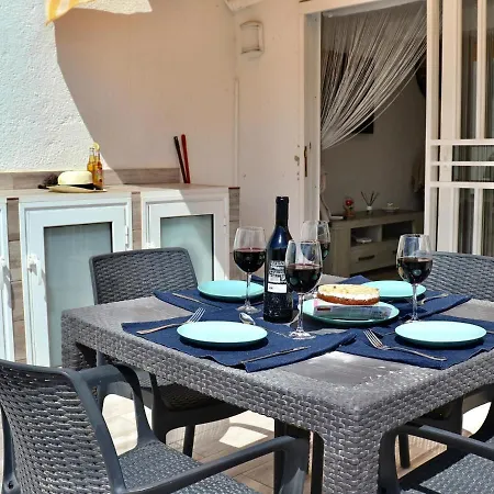 Playa Ajabo Beachfront كالاو سالفاجي